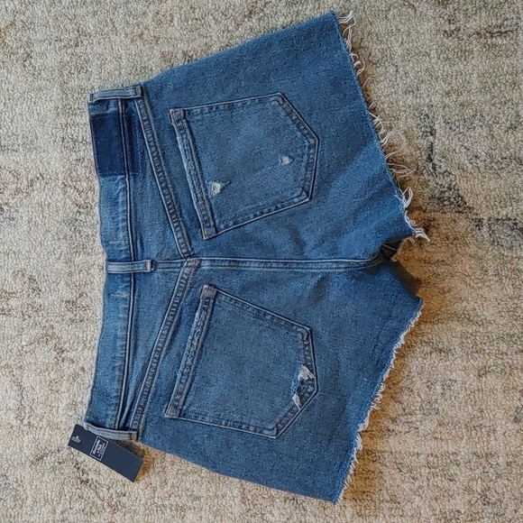 Mom jean shorts - Picture 2 of 3